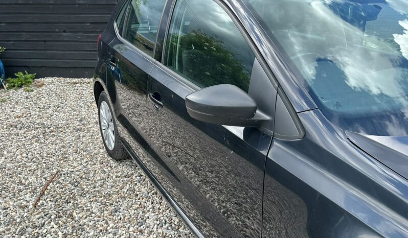 
								Volkswagen Polo 1.2 TSI BlueMotion Tech SE Euro 6 (s/s) 5dr full									