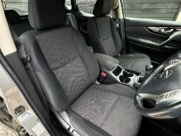 
										Nissan Qashqai 1.2 DIG-T Acenta 2WD Euro 5 (s/s) 5dr full									