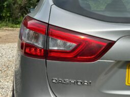 
										Nissan Qashqai 1.2 DIG-T Acenta 2WD Euro 5 (s/s) 5dr full									