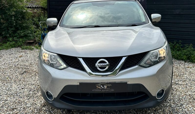 
								Nissan Qashqai 1.2 DIG-T Acenta 2WD Euro 5 (s/s) 5dr full									