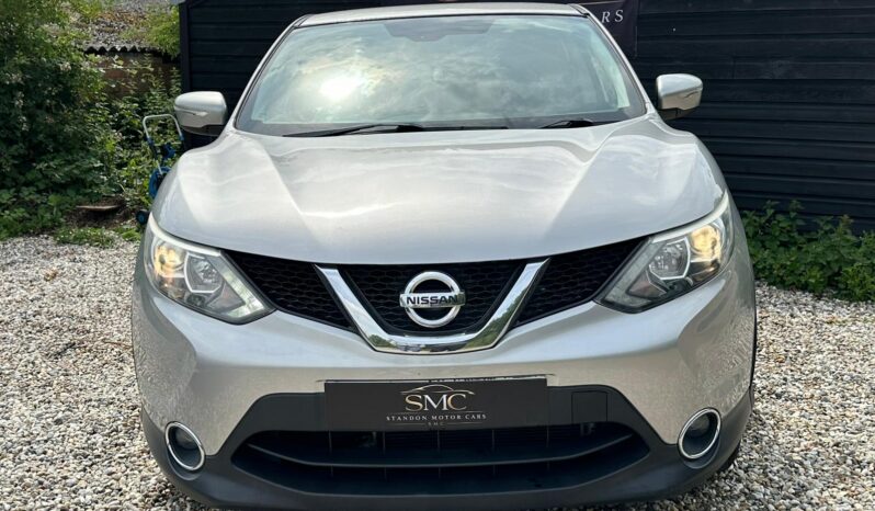 
								Nissan Qashqai 1.2 DIG-T Acenta 2WD Euro 5 (s/s) 5dr full									