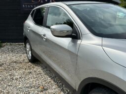 
										Nissan Qashqai 1.2 DIG-T Acenta 2WD Euro 5 (s/s) 5dr full									