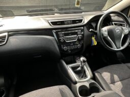 
										Nissan Qashqai 1.2 DIG-T Acenta 2WD Euro 5 (s/s) 5dr full									