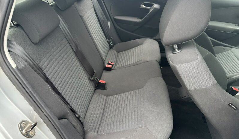 
								Volkswagen Polo 1.4 SE Euro 5 5d full									