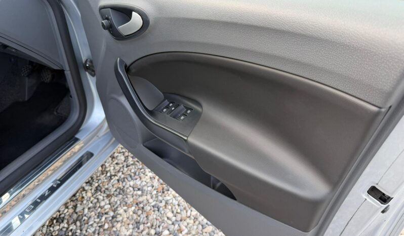 
								SEAT Ibiza 1.4 16V Chill Euro 5 5dr full									
