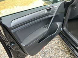 
										Volkswagen Golf 1.2 TSI BlueMotion Tech S Euro 5 (s/s) 5dr full									