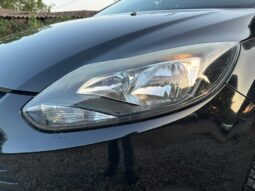 
										Ford Focus 1.0T EcoBoost Zetec Euro 5 (s/s) 5dr full									