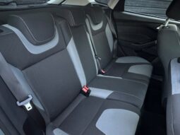 
										Ford Focus 1.0T EcoBoost Zetec Euro 5 (s/s) 5dr full									