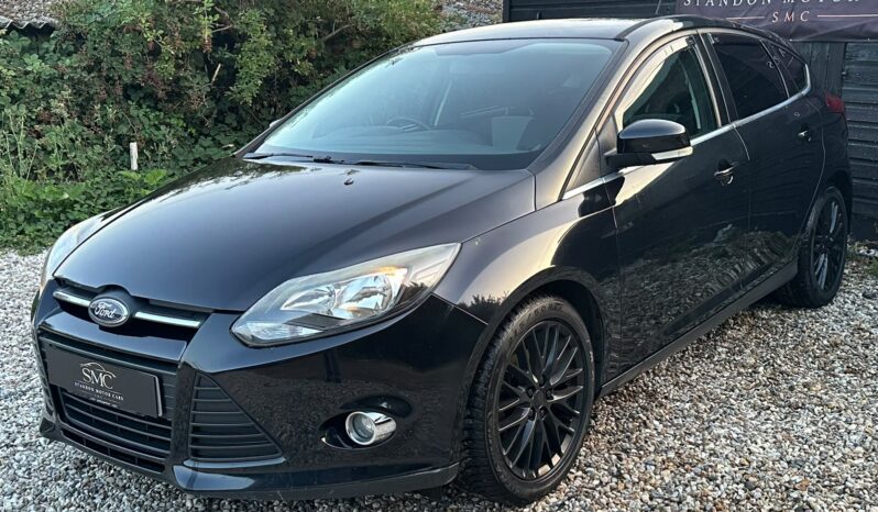 
								Ford Focus 1.0T EcoBoost Zetec Euro 5 (s/s) 5dr full									