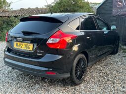 
										Ford Focus 1.0T EcoBoost Zetec Euro 5 (s/s) 5dr full									