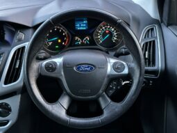 
										Ford Focus 1.0T EcoBoost Zetec Euro 5 (s/s) 5dr full									