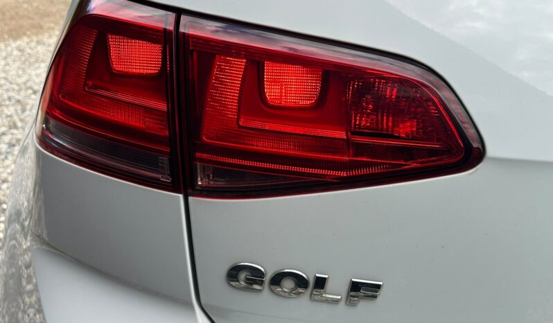 
								Volkswagen Golf 1.4 TSI BlueMotion Tech Match Euro 5 (s/s) 5dr full									