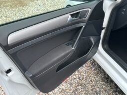 
										Volkswagen Golf 1.4 TSI BlueMotion Tech Match Euro 5 (s/s) 5dr full									