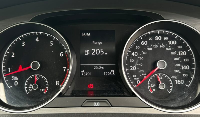 
								Volkswagen Golf 1.4 TSI BlueMotion Tech Match Euro 5 (s/s) 5dr full									
