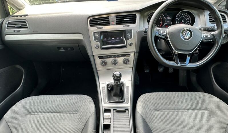 
								Volkswagen Golf 1.4 TSI BlueMotion Tech Match Euro 5 (s/s) 5dr full									