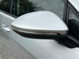 
										Volkswagen Golf 1.6 TDI BlueMotion Tech SE DSG Euro 5 (s/s) 5dr full									