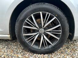 
										Volkswagen Golf 1.6 TDI BlueMotion Tech SE DSG Euro 5 (s/s) 5dr full									