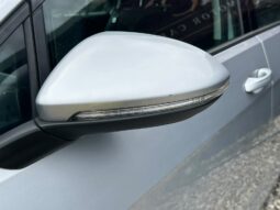 
										Volkswagen Golf 1.6 TDI BlueMotion Tech SE DSG Euro 5 (s/s) 5dr full									