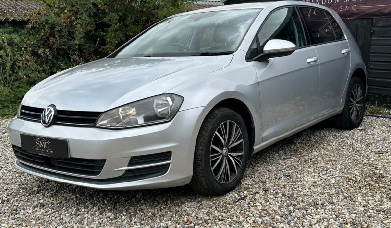 
								Volkswagen Golf 1.6 TDI BlueMotion Tech SE DSG Euro 5 (s/s) 5dr full									