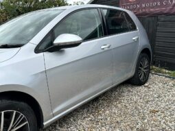 
										Volkswagen Golf 1.6 TDI BlueMotion Tech SE DSG Euro 5 (s/s) 5dr full									
