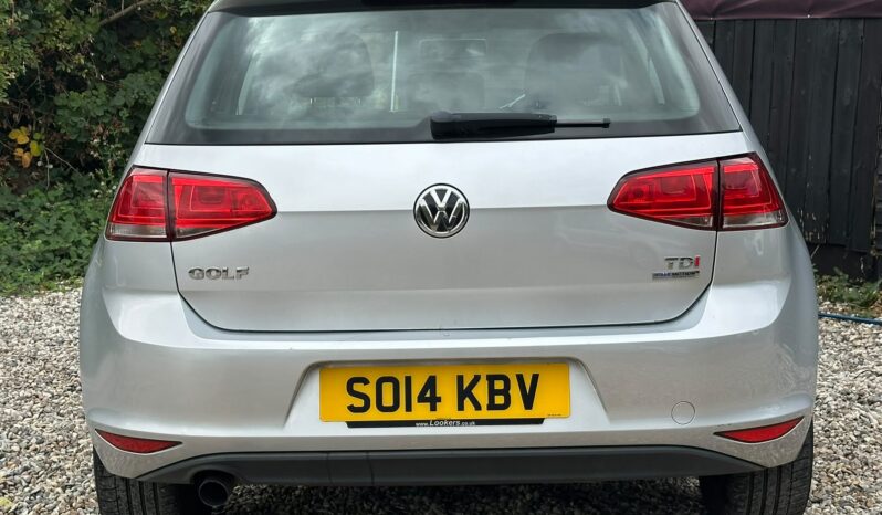 
								Volkswagen Golf 1.6 TDI BlueMotion Tech SE DSG Euro 5 (s/s) 5dr full									