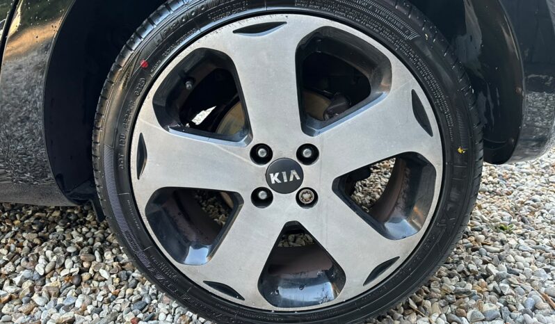 
								Kia Rio 1.4 3 Euro 5 5dr full									