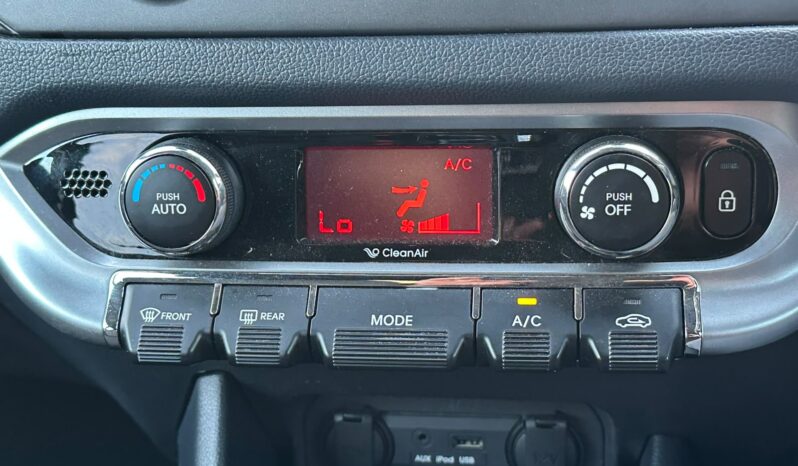 
								Kia Rio 1.4 3 Euro 5 5dr full									